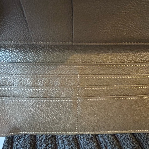 Louis Vuitton Taupe Wallet - Picture 5 of 7